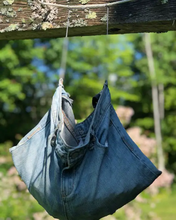 Why We Should DIY - Getting To The Root Of It homemade clothespin holder from recycled jeans